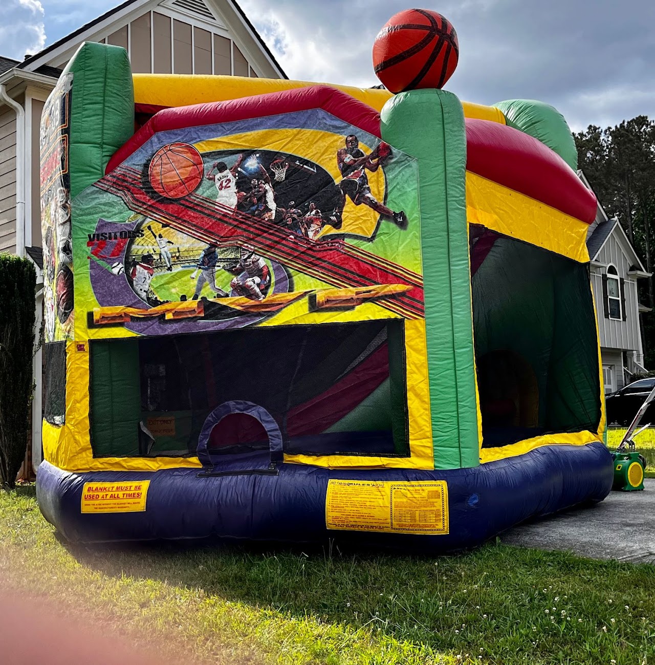 Hoops jumper playground